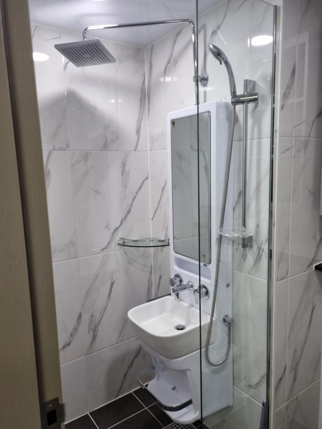 The Hideout - One Bedroom In Seoul- 2min From Subway * Seoul